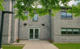 Residence & Conference Centre - Brockville